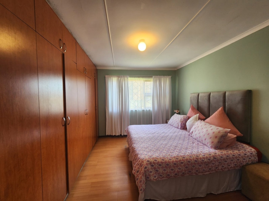 3 Bedroom Property for Sale in Delvillepark Western Cape